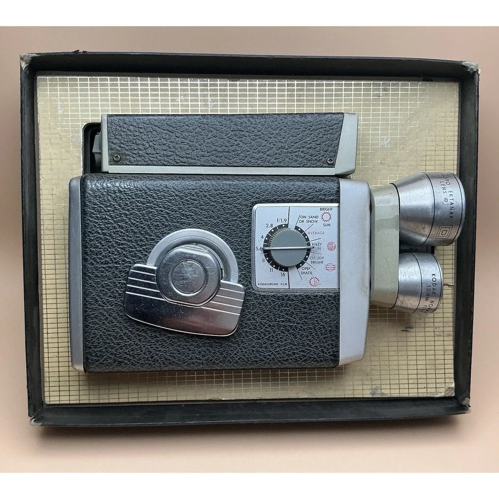 Vintage Kodak Brownie Turret Movie Camera f/1.9 Scopesight Exposure Meter Model